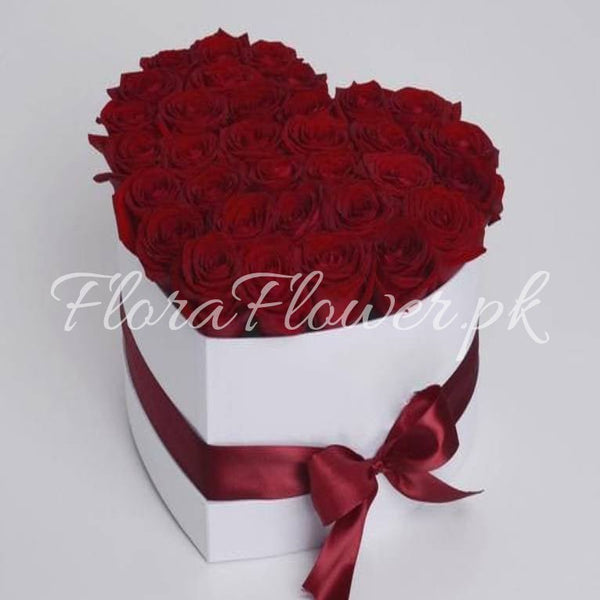 Rose Blooming – 30 rose bouquet by Ivory Floral, same-day delivery in Lahore and Islamabad